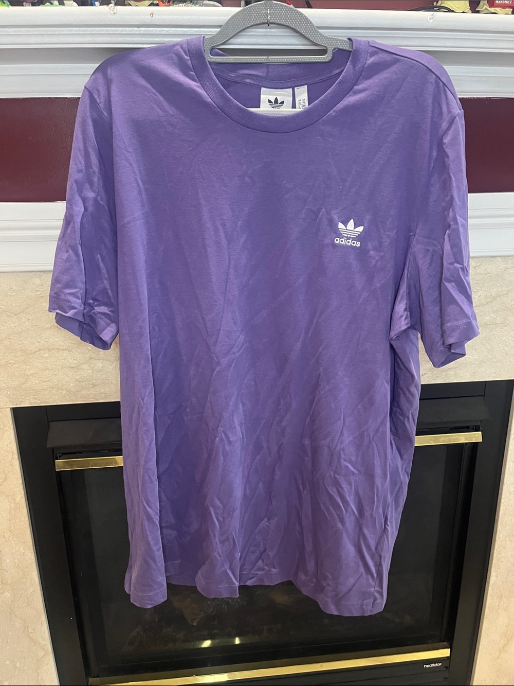 adidas Purple Trefoil Chest Logo Short Sleeve Essential Tee - Mens XL